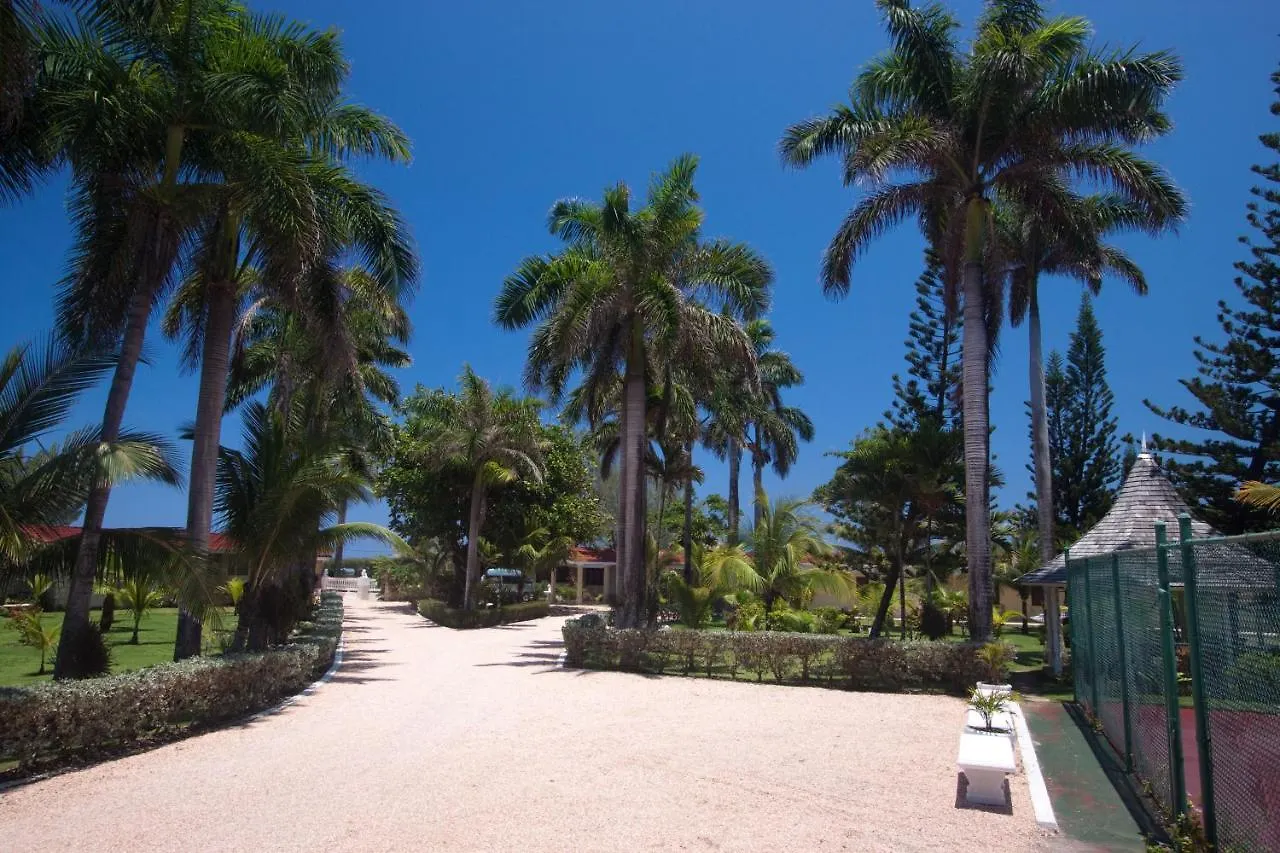 Seven Seas Four Bedroom Villa Saint Ann ジャマイカ