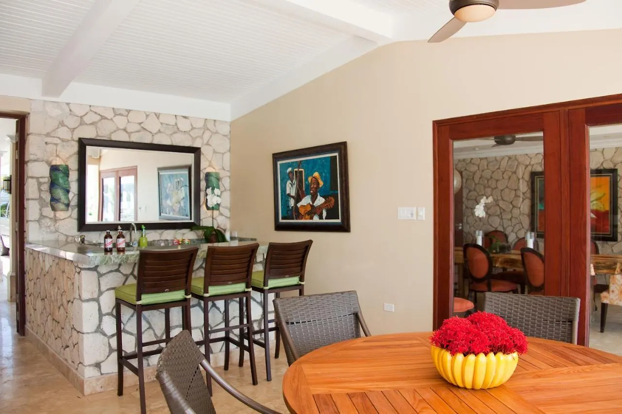 Seven Seas Four Bedroom Villa Saint Ann 0*,